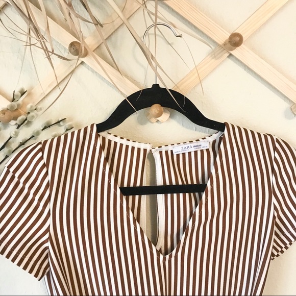 Zara V Neck Tie Front Brick Romper - Picture 4 of 6